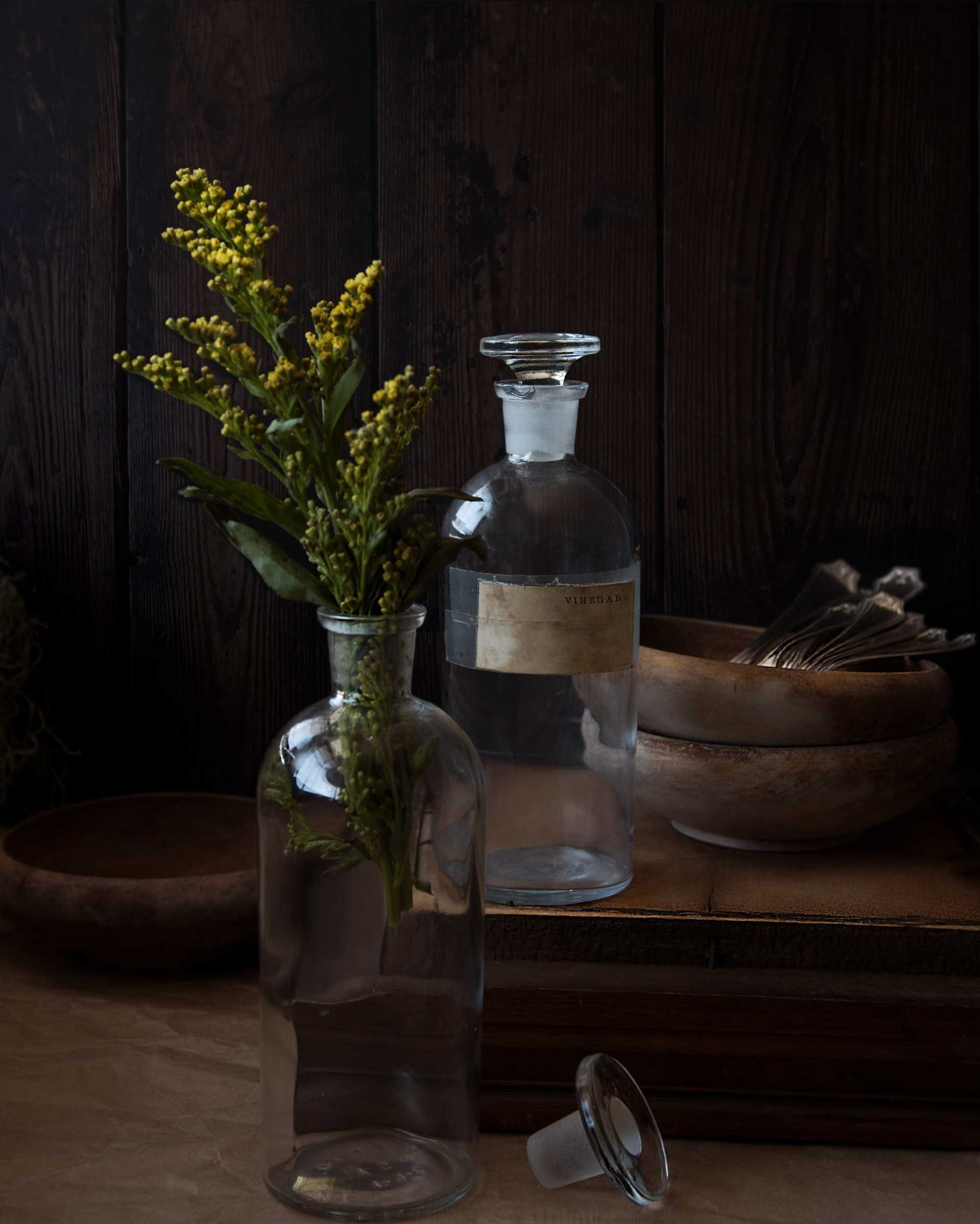 antique-apothecary-bottles-antique-bottles-antique-jars-1084586-2